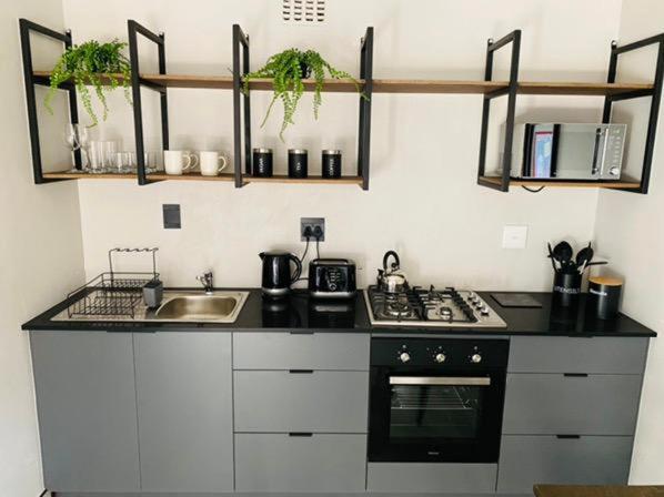 46 On Allcock Guest Apartment & Luxury Room Pretoria Ngoại thất bức ảnh