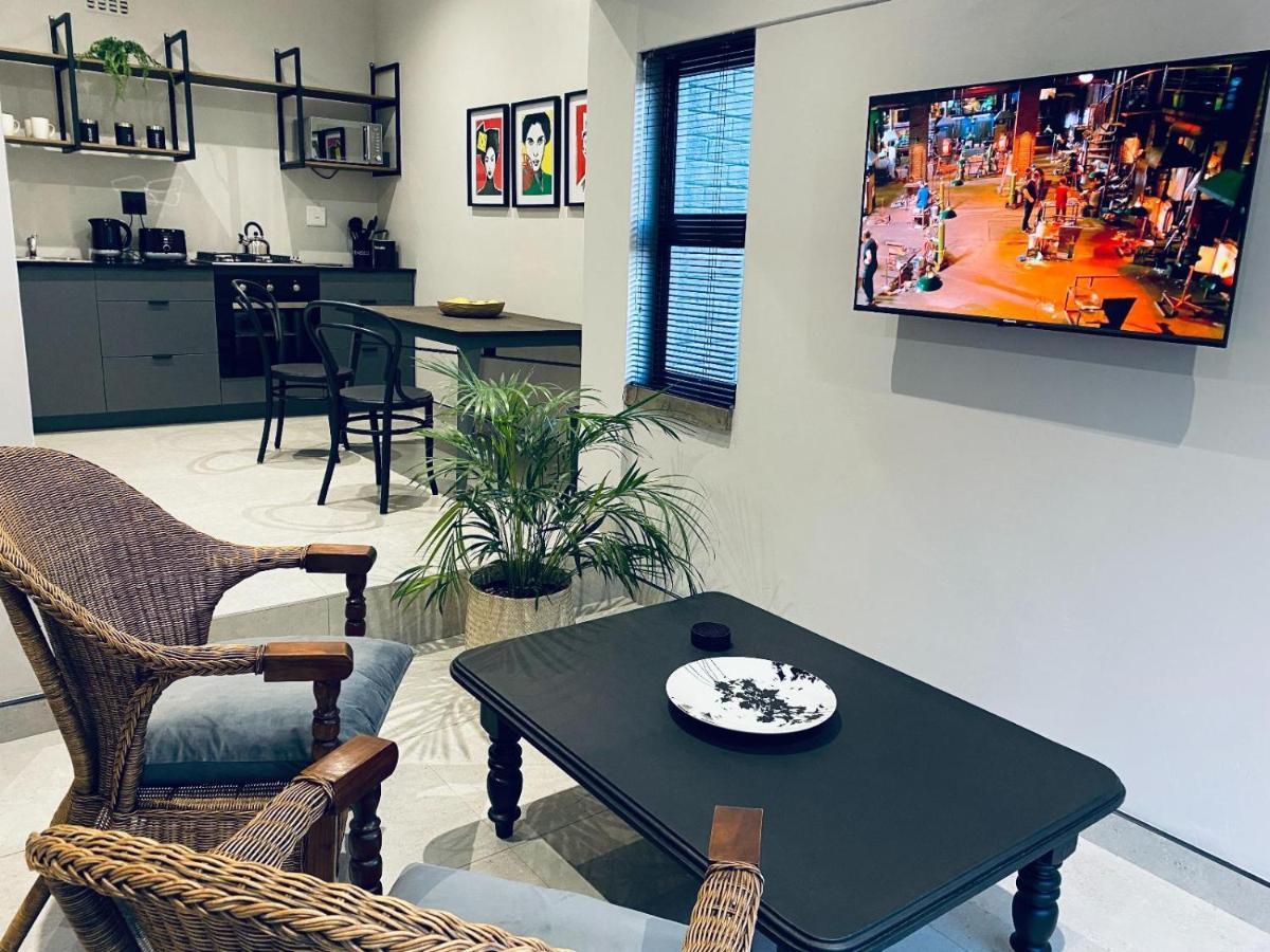 46 On Allcock Guest Apartment & Luxury Room Pretoria Phòng bức ảnh